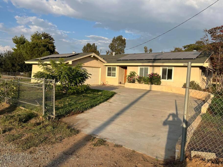 Peaceful & Cozy 3 Bedroom Ranch-Home W/Fireplace Hemet Exteriér fotografie